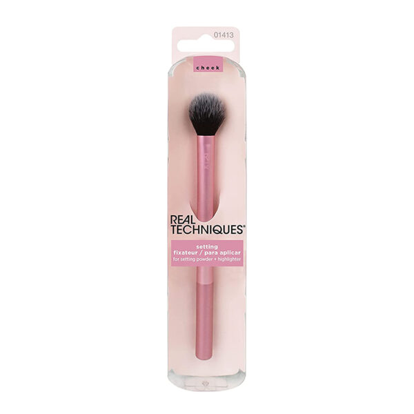 Real Techniques Professional Setting Makeup Brush, Helps Lock in Foundation and Concealer